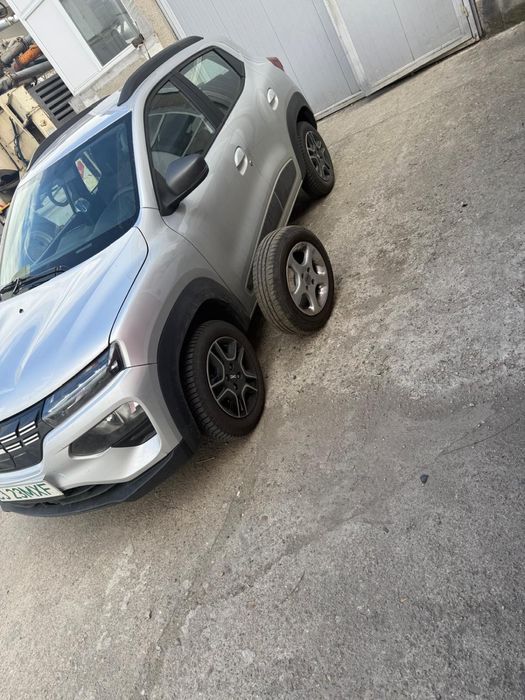 Se vinde Dacia Spring