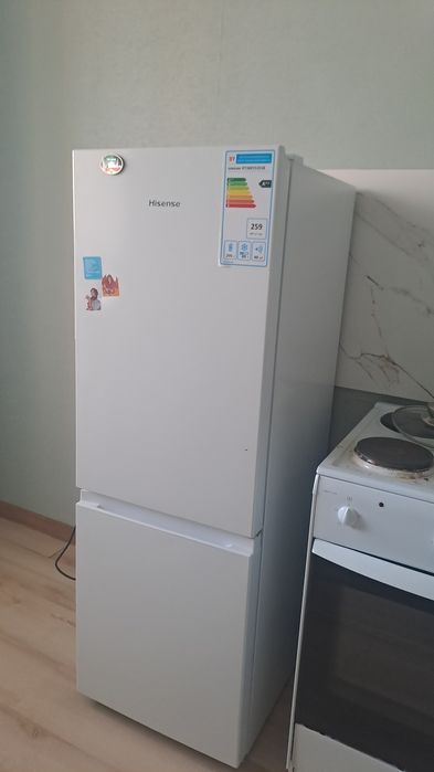 Продаю холодильник