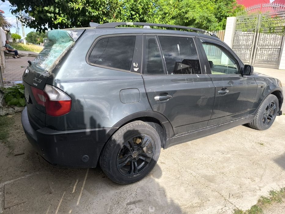 Vând sau schimb BMW x3