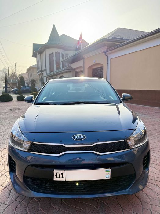 Продается Kia Rio 2018г (68.120 тыс пробег) Цвет Синий Дымчатый
