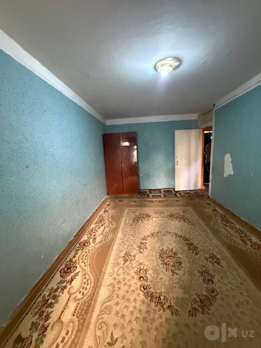 Продается 1 комнатная квартира Вокзал Саодат 1 этаж