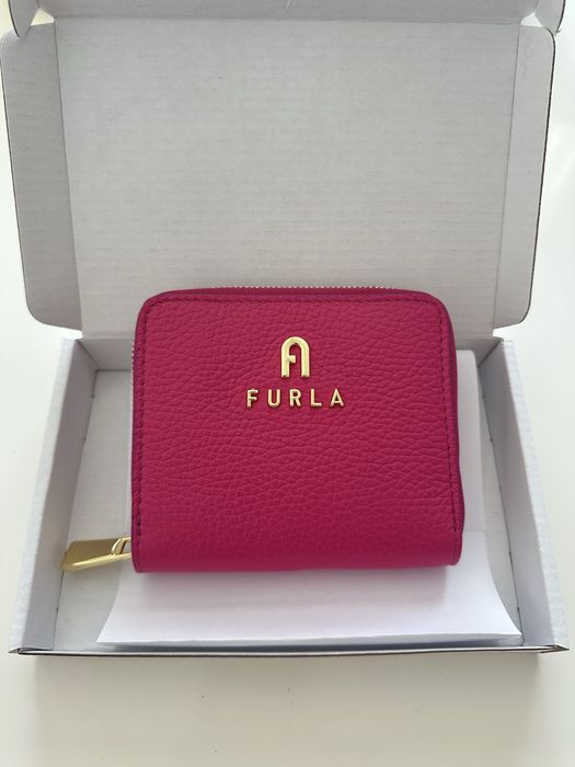 Дамски портмонета FURLA. Различни видове