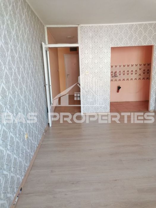 Продава се Едностаен апартамент в София, Люлин 5 - 40 кв.м за 2675 €/кв.м - Снимка #2