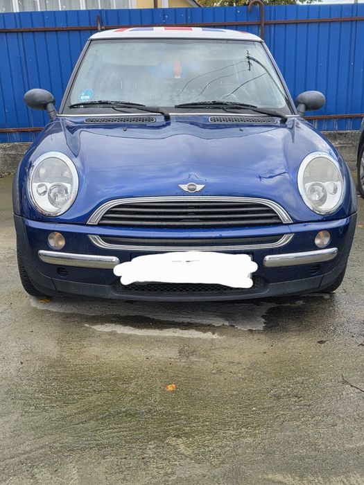 Vând Mini Cooper
