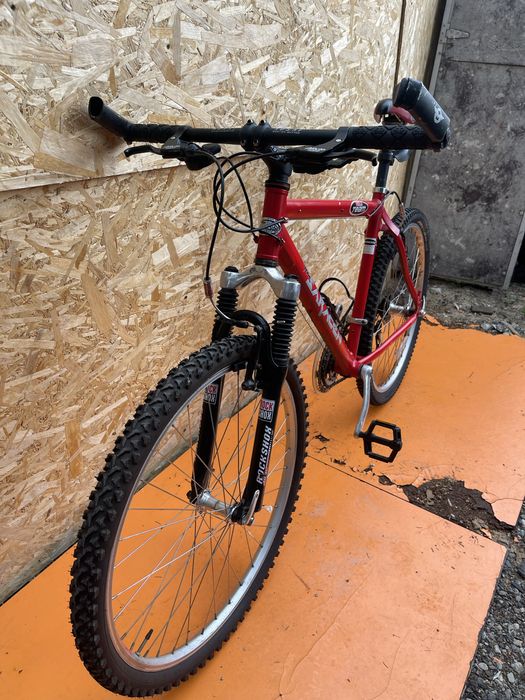 Bicicleta saracen cadru aluminiu roti 26”
