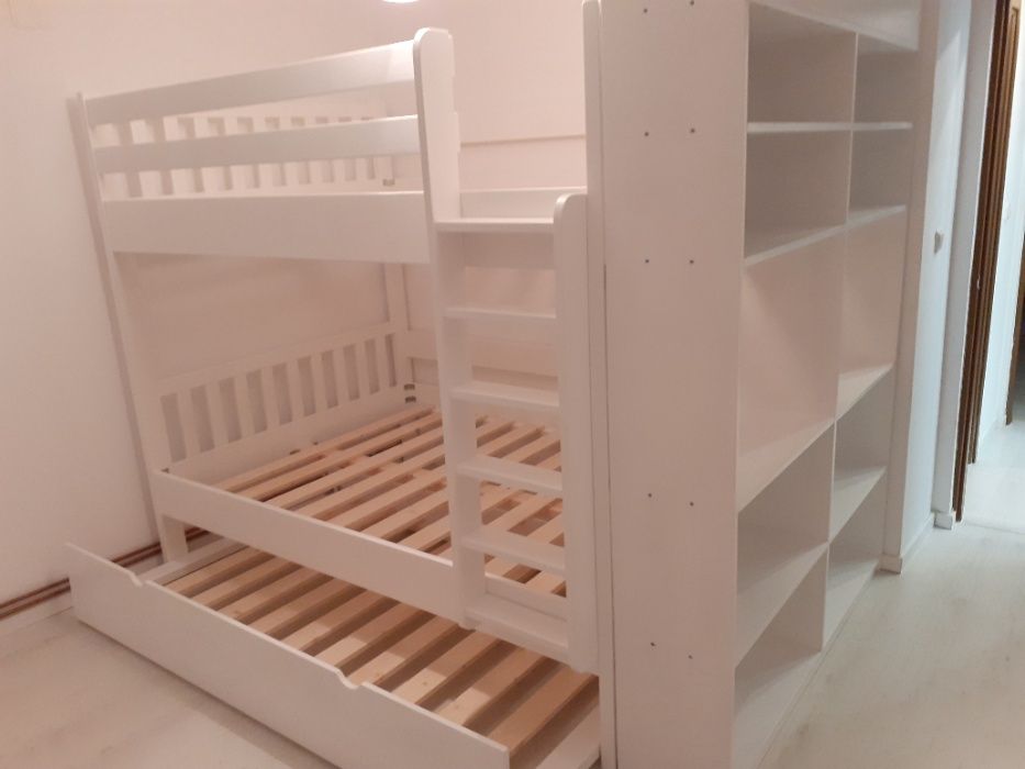 TRANSPORT GRATUIT.Pat etajat cu 6 locuri.Cod 4003.