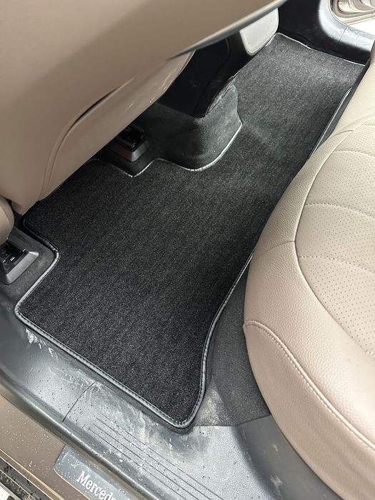 2D polik / коврики для Mercedes EQE SUV из ковролана