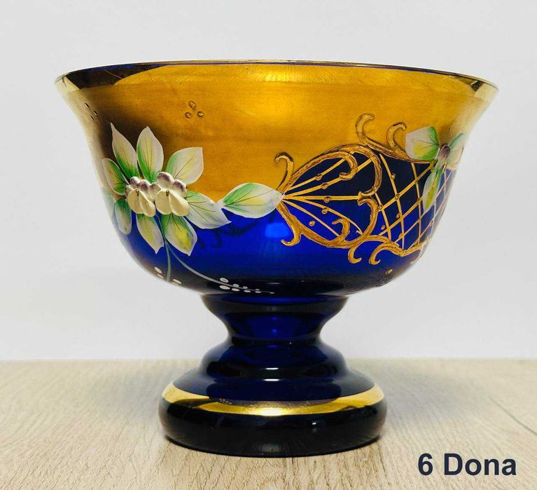 Богема вазы. 8 штук ,2 для фруктов ,6 для конфетов