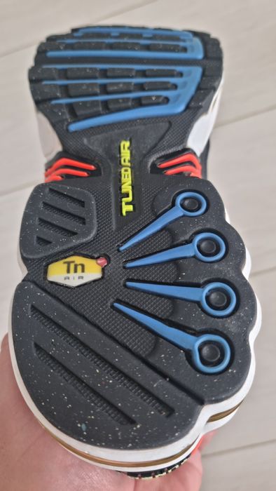 NIKE AIR MAX  Tn (42)