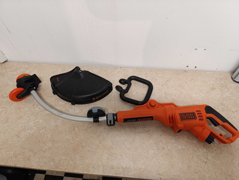 Електрически тример, 900 W, 33 см, Black Decker