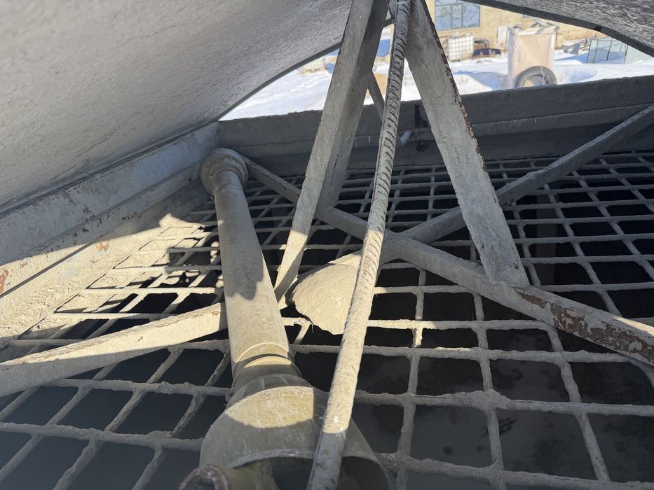 Распределитела цемент 8 тонник