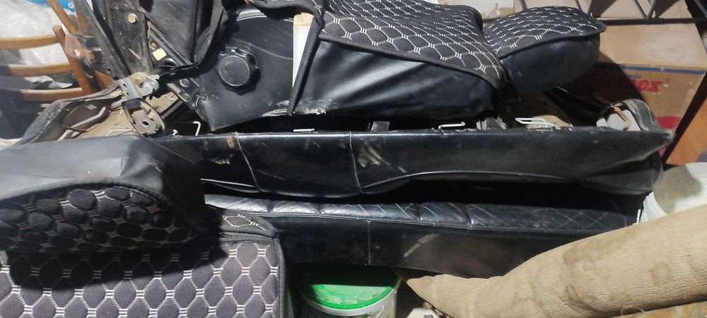 Кожаный салон черный