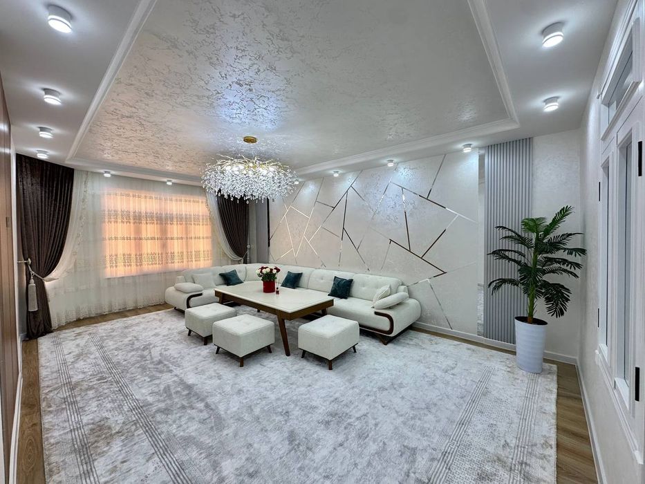 Продаётся 3х комнатная квартира на 7 этаже в 8ми этажном доме.