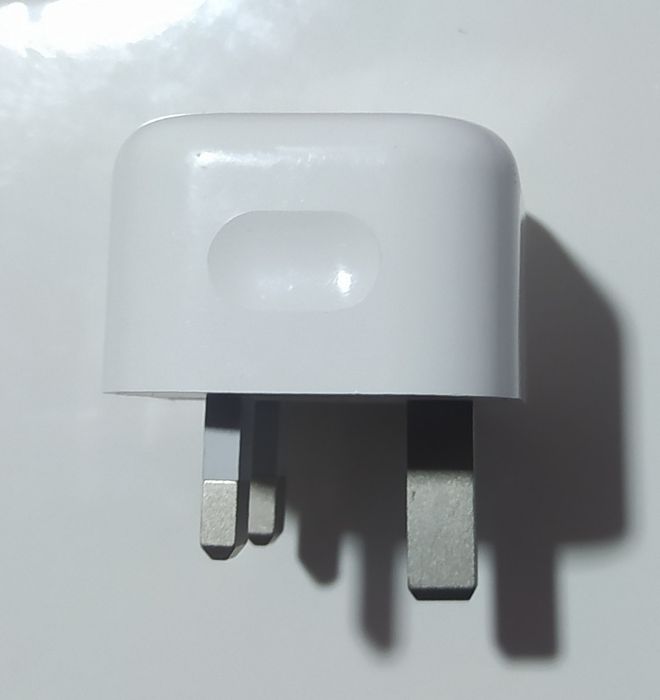 Адаптер      20W