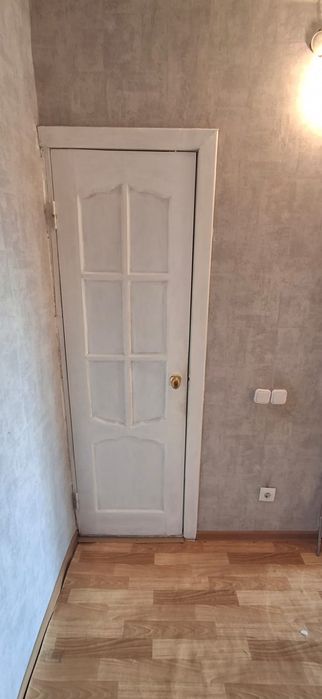 Продам межкомнатные двери б/у