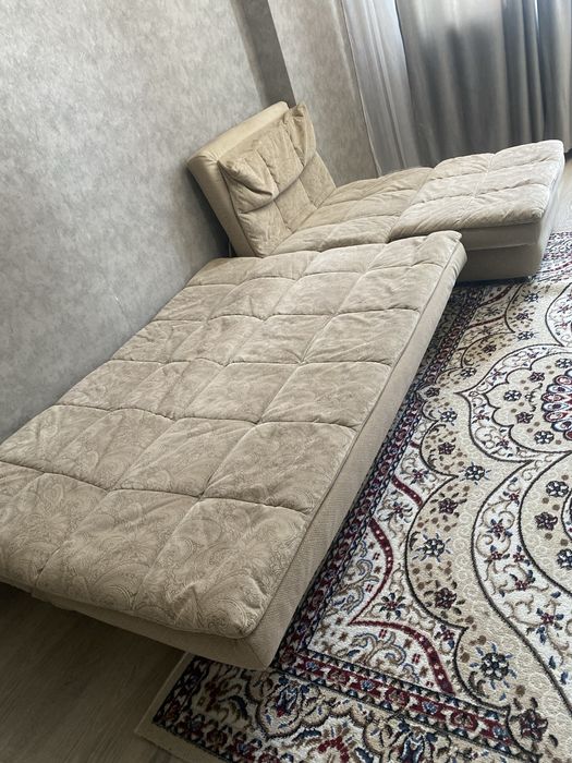 Диван отдам самовывоз