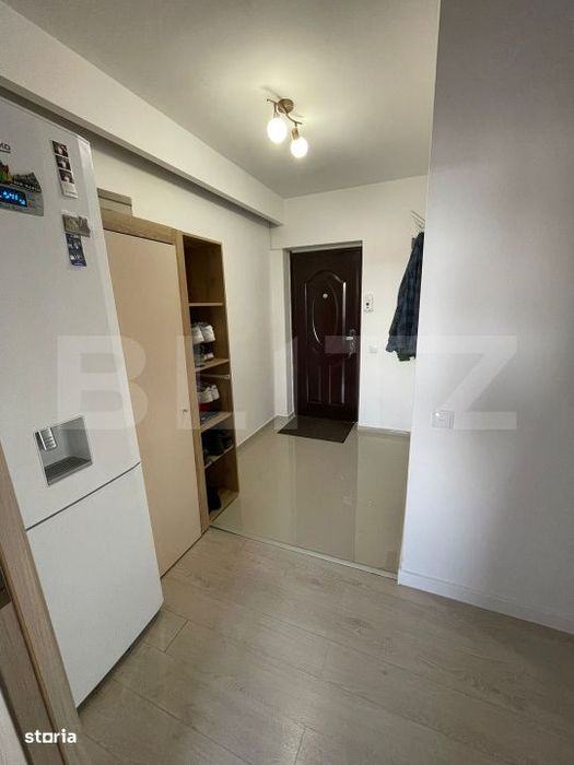 Apartament cu 3 camere, semidecomandat, mobilat si utilat, parcare, zo