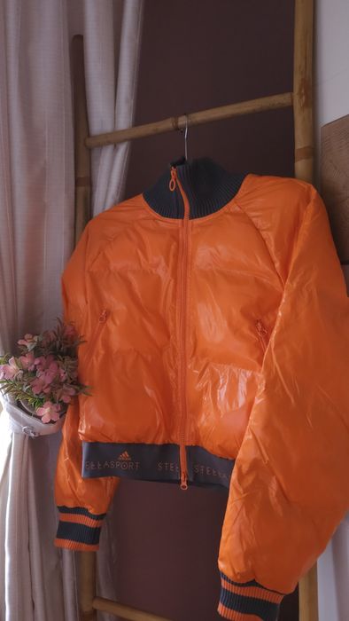 Дамски връхни дрехи