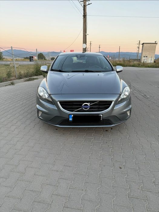 Volvo v40 R-Design