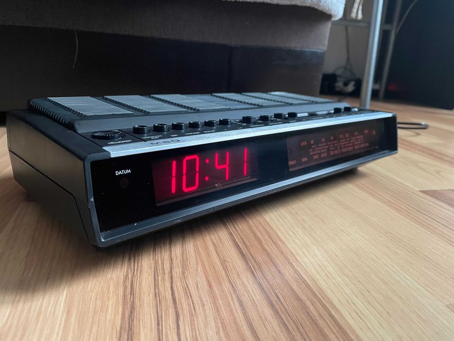 Radio cu ceas MBO 1800