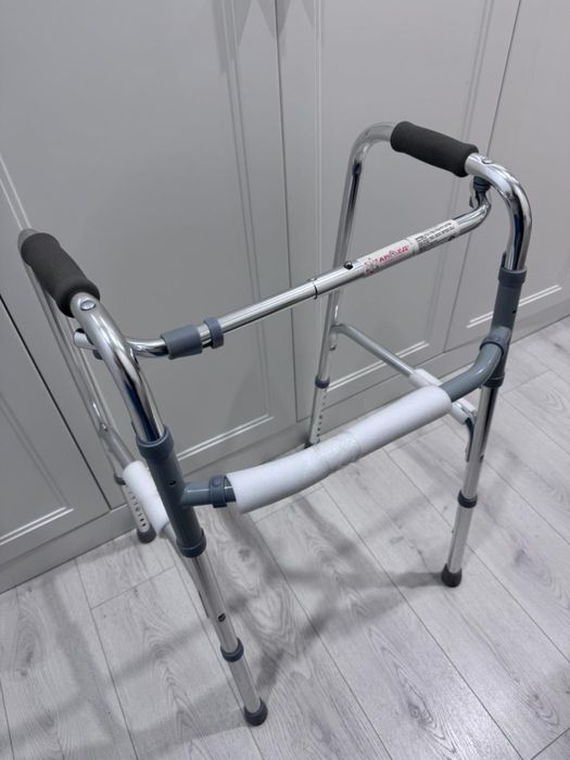 Продам новые ходунки