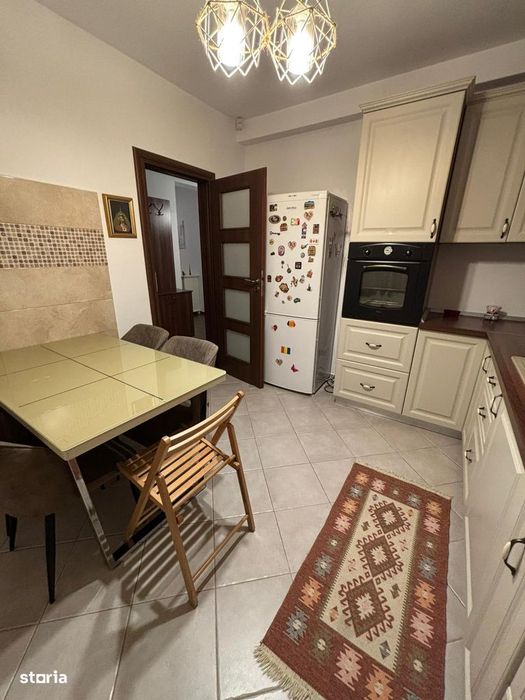 Apartament 3 camere curte proprie cadastrata 280 mp