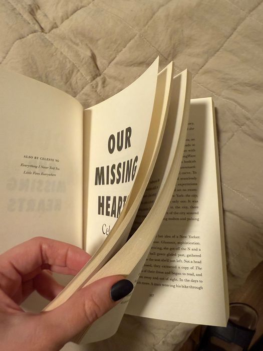 Книга с меки корици на английски език Our missing hearts, Celeste Ng