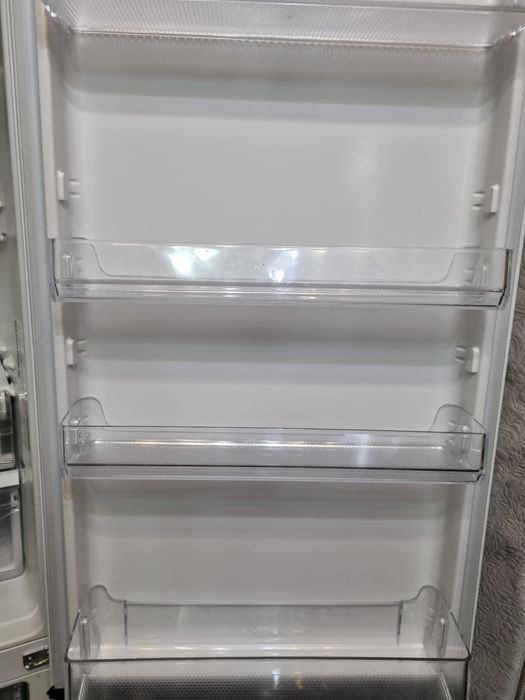 Холодильник Indesit