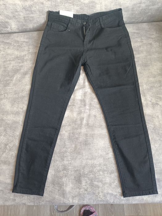 Женские укороченные джинсы