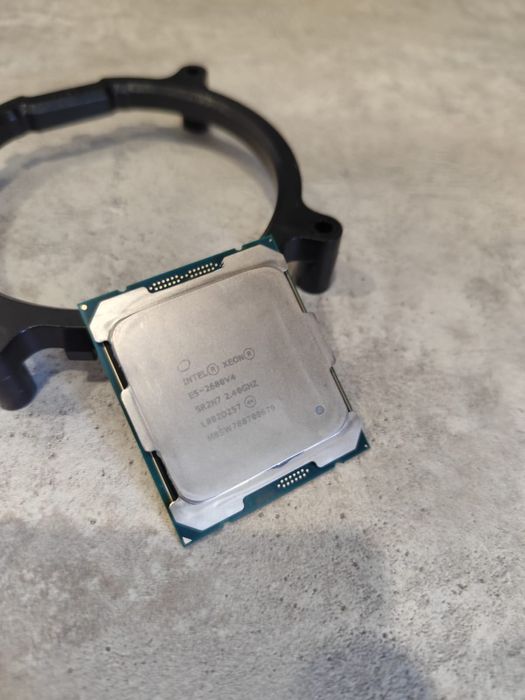 комплект Xeon E5 2680V4 Новый