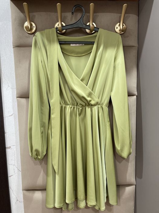 Продаю платье