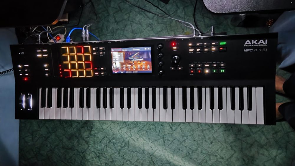 Синтезатор Akai MPC KEY 61