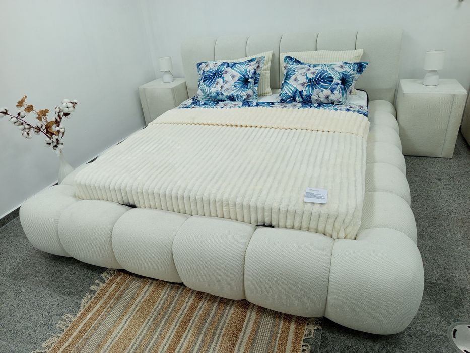 Спални легла и Мека мебел