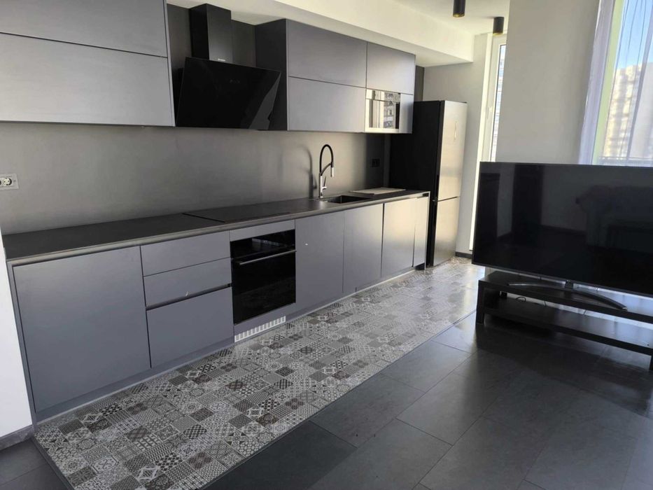 Дава се под наем Тристаен апартамент в София, Гео Милев - 80 кв.м за 850 € - Снимка #4