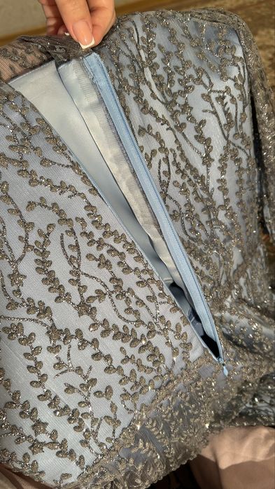 Вечернее платье на продажу