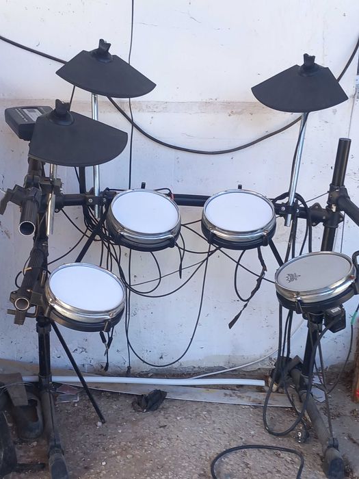 Roland Td-3 Барабани