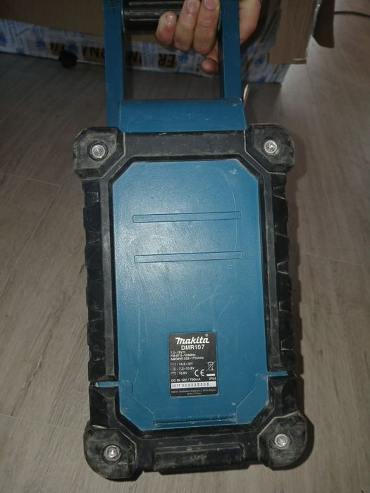 Radio șantier Makita – compatibile LXT 18V – perfecte pentru șantier