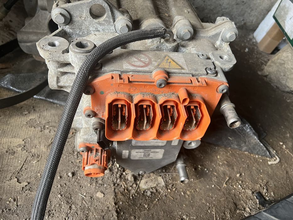 Електромотор за Рено Зое Continental 5AM450