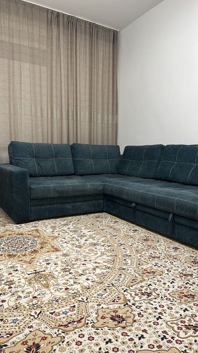 Диван в хорошем состоянии