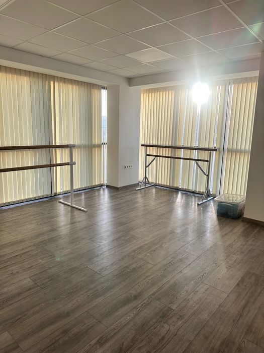 Дава се под наем Магазин в Варна, Автогара - 90 кв.м за 12.75 € - Снимка #4