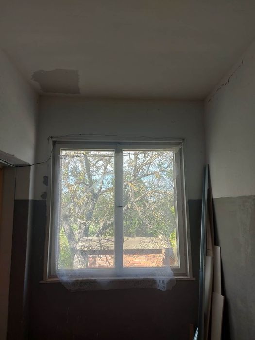 Дава се под наем Къща в с. Роза, Област Ямбол - 85 кв.м за 51 € - Снимка #19