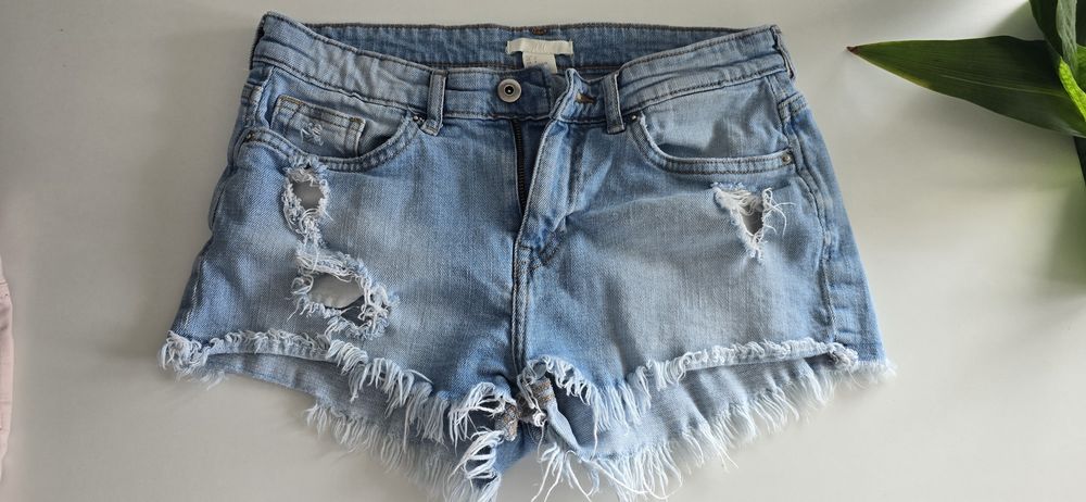 Къси панталонки H&M 34-36