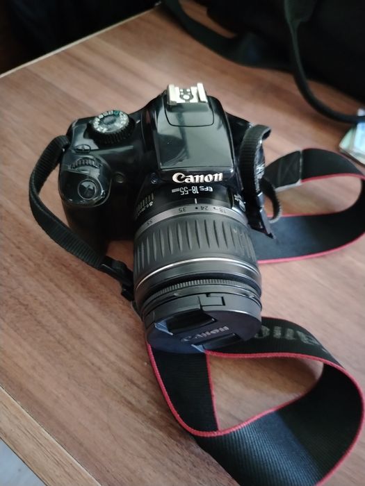Canon 1100D sotiladi