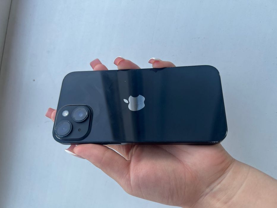 продам 14 айфон срочно