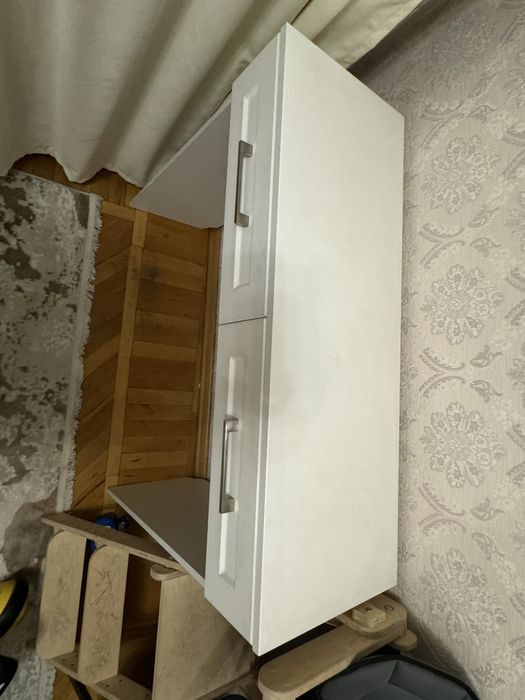 Продам туалетный столик