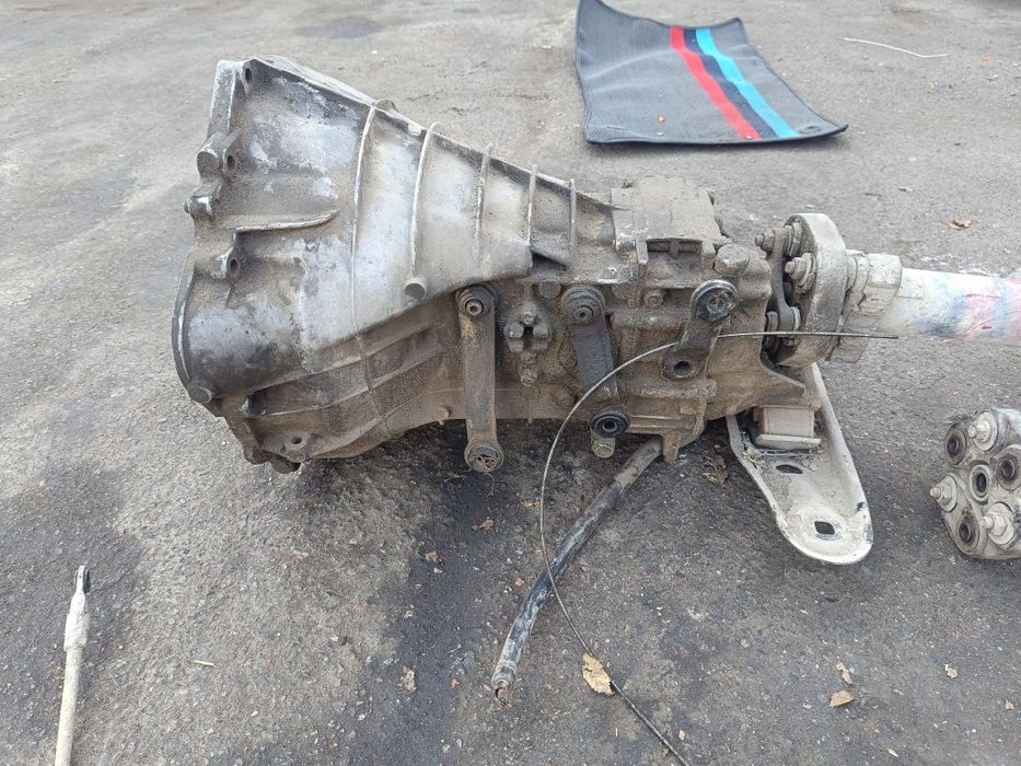 Мерседес бенз  124