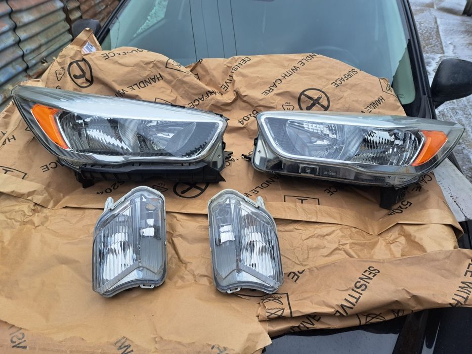 Faruri și Proiectoare Ford kuga 2017 2018 2019