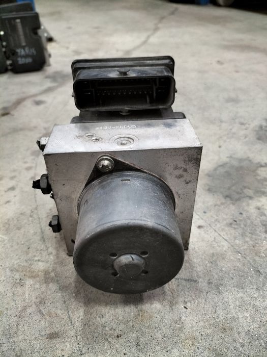 Abs модул Ford Galaxy 2.0TDCI / Форд Галакси 2010г.