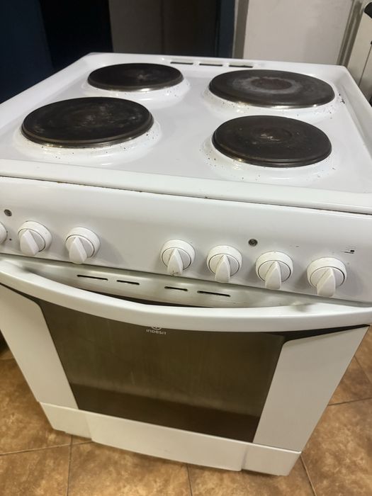 Электронный плита