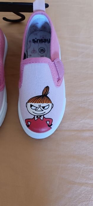 Нови красиви кецове за момиче номер 25